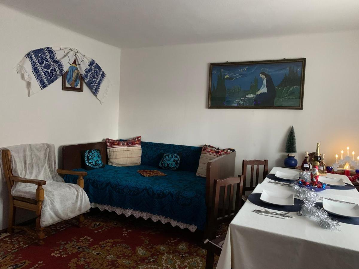 Villa Casa Lui Mosu Alba Iulia Exterior foto